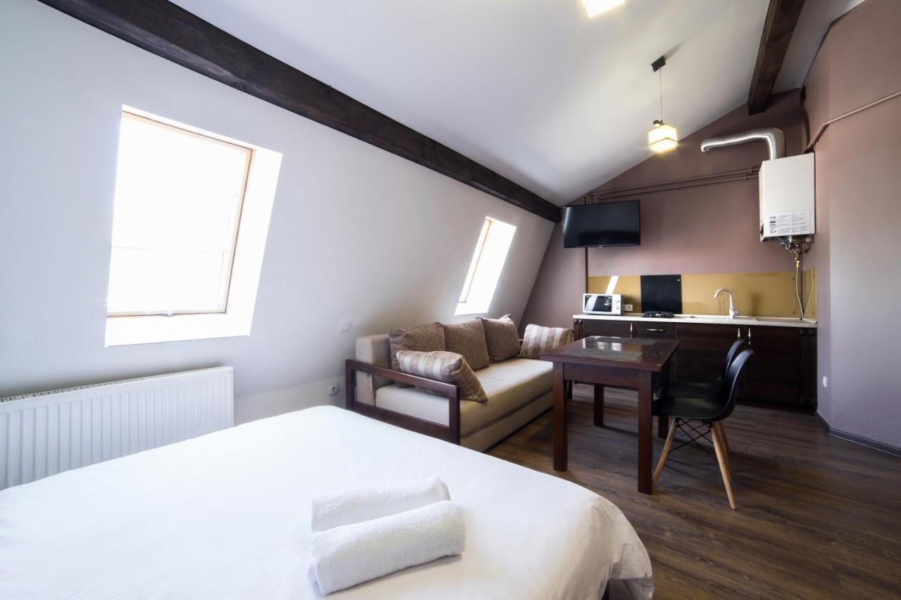 Аpartments In The Center On Mitniy Square Apartment Liov Exterior foto